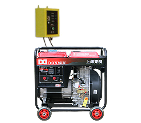 冷鏈配套(tào)單相8kw無人值(zhí)守ATS柴油發(fā)電機組DMD10000LE(ATS) 冷鏈(liàn)配套單相8kw無人值守ATS柴油發電機組DMD10000LE(ATS)